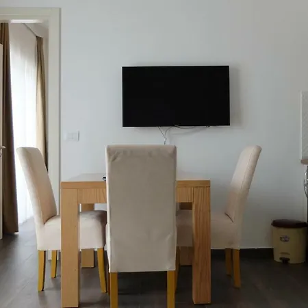 Sunrise Luxury Apartments Sarande Exterior photo