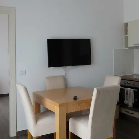 Sunrise Luxury Apartments Sarande Exterior photo