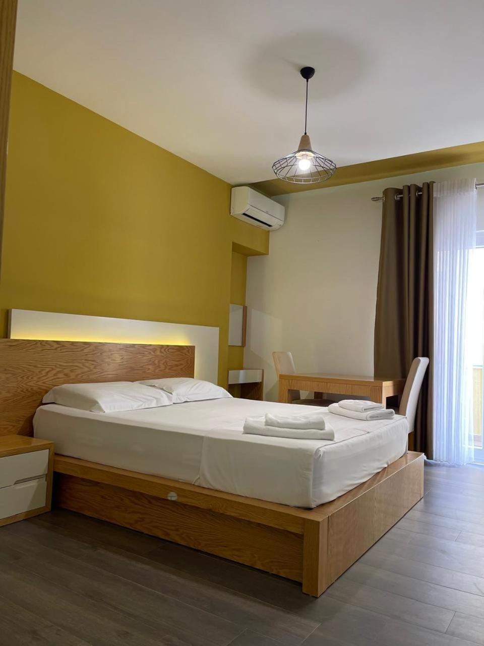 Sunrise Luxury Apartment *