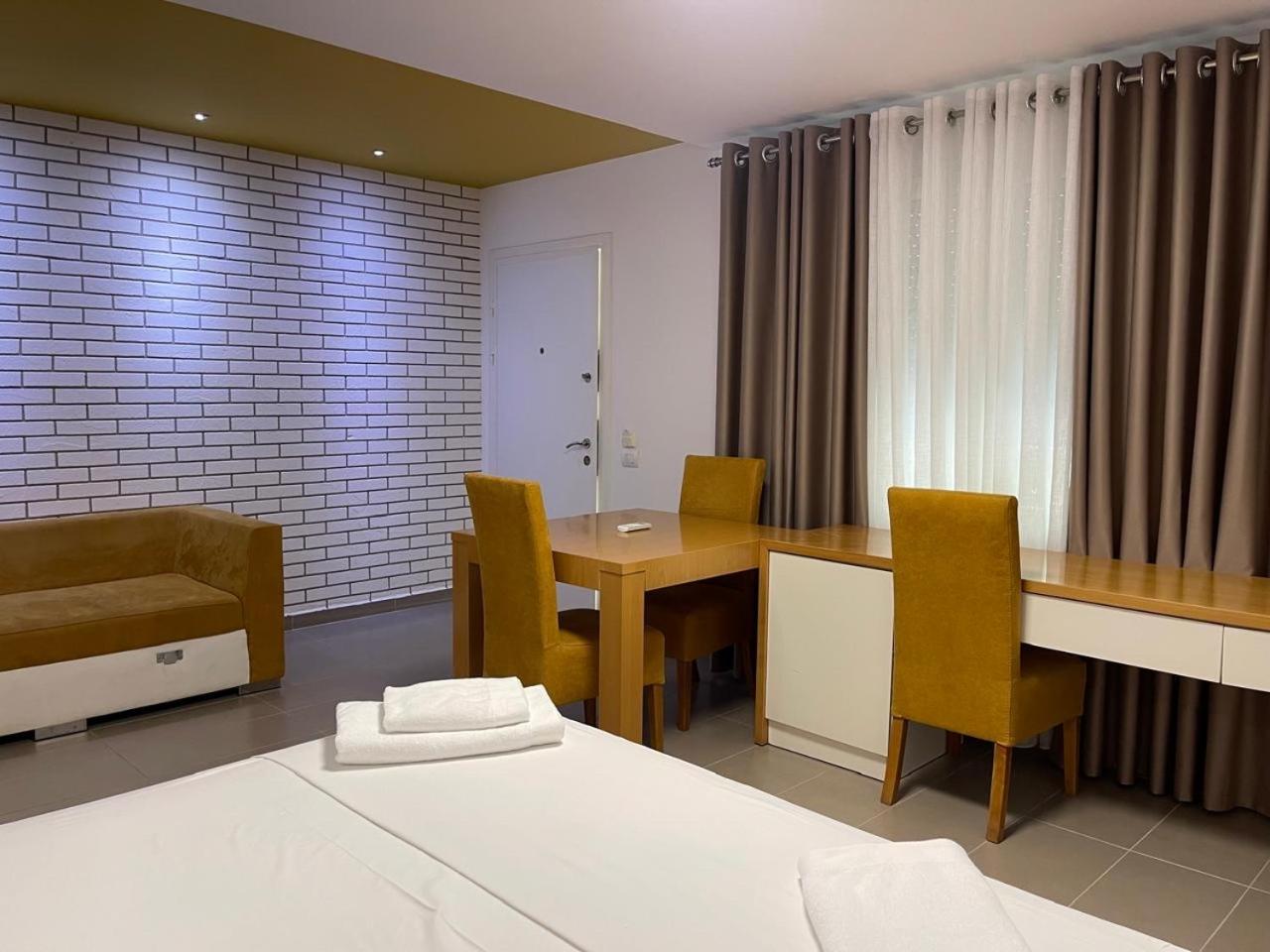 Sunrise Luxury * Sarande