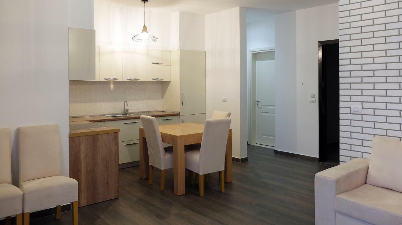 Sunrise Luxury Apartment *